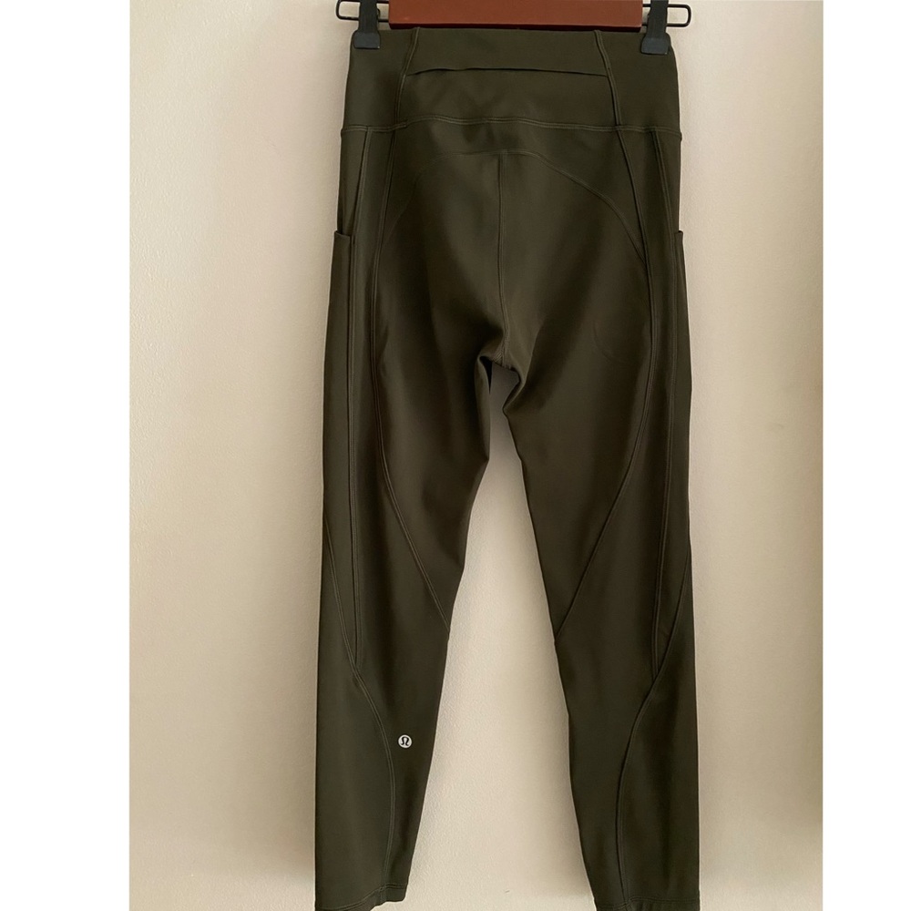 Used Lululemon Leggings Moss Color Size 4